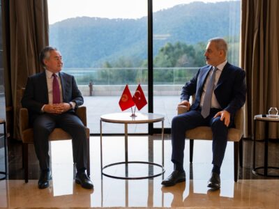 Bakan Fidan, Kırgız Mevkidaşı Kulubayev İle Gebele’de Görüştü