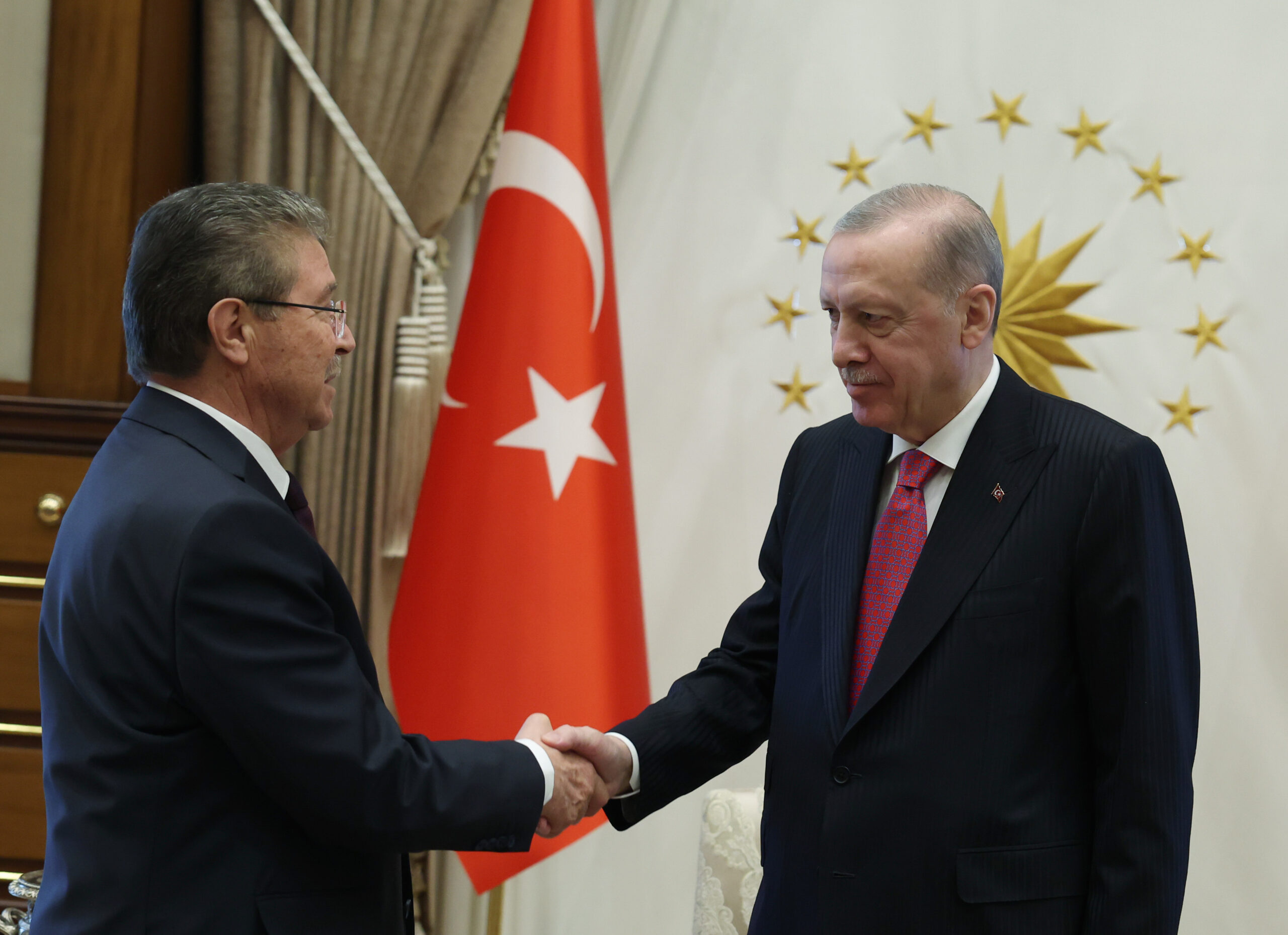 Cumhurbaşkanı Erdoğan, KKTC Başbakanı Ünal Üstel’i Kabul Etti
