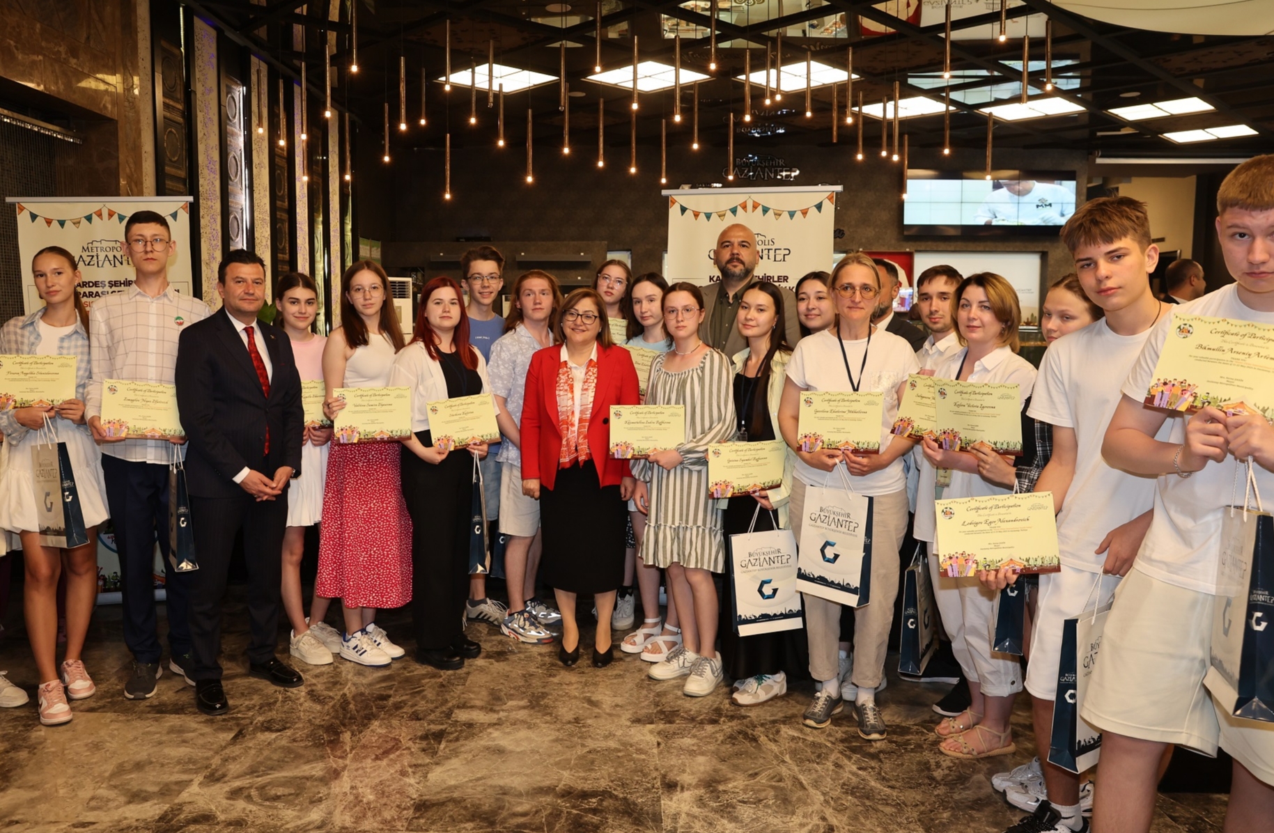 Gaziantep’te Uluslararası Gençlik Kampı Tamamlandı