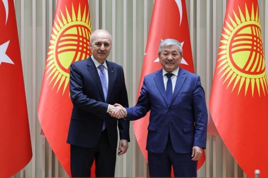TBMM Başkanı Kurtulmuş, Kırgızistan Başbakanı ile Görüştü