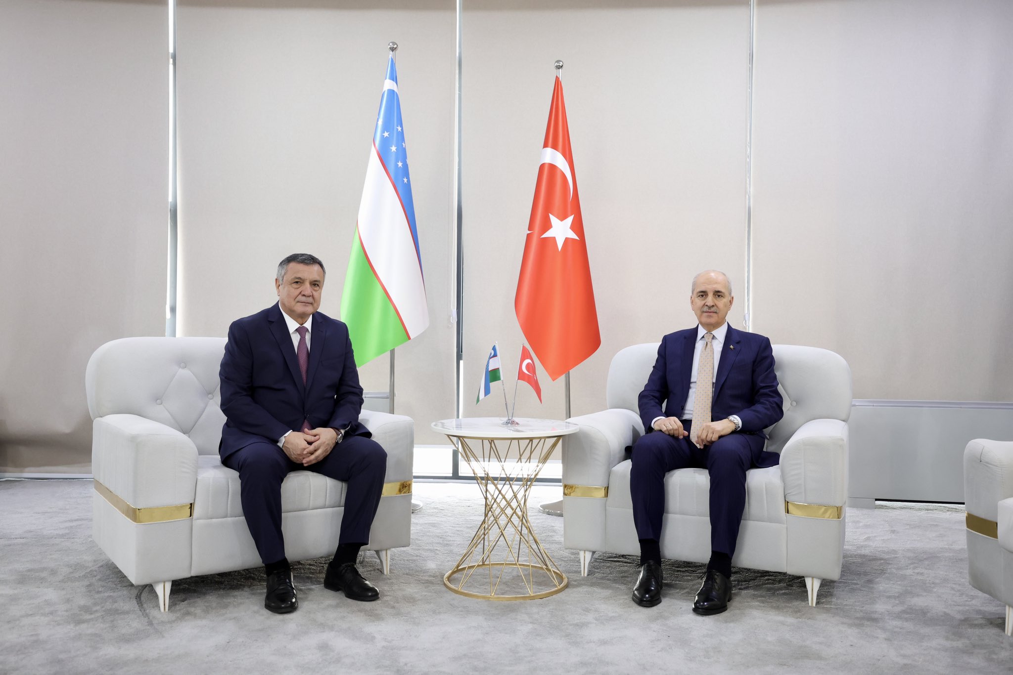 TBMM Başkanı Kurtulmuş, Özbekistan’da Yasama Meclisi Başkanı İsmailov ile Görüştü