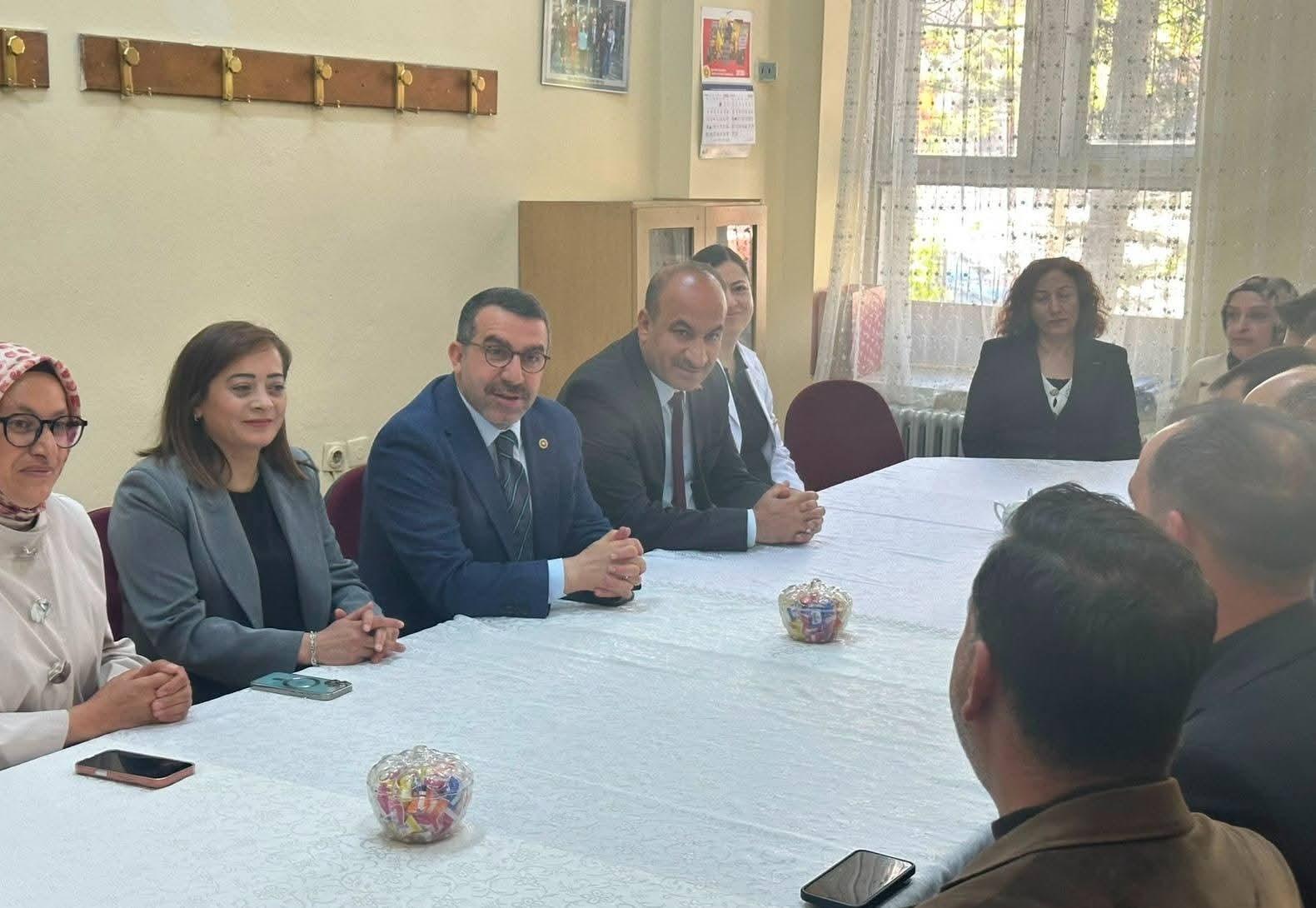 Milletvekili Adem Çalkın’dan Eğitim ve Spor Camiasına Moral Ziyareti