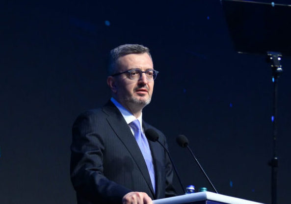 Burhanettin Duran’dan İsrail Yönetimine Sert Tepki: Türkiye’ye Ahlak Dersi Vermeye Kalkması Hadsizliktir
