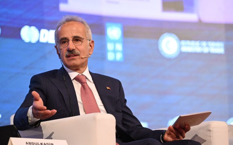 Türkiye-Kuzey Makedonya İş Forumu İstanbul’da Gerçekleşti