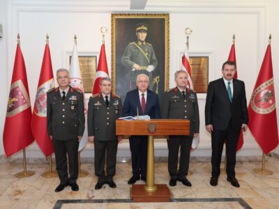 Bakan Güler Kıbrıs Türk Barış Kuvvetleri Komutanlığı’nı Ziyaret Etti